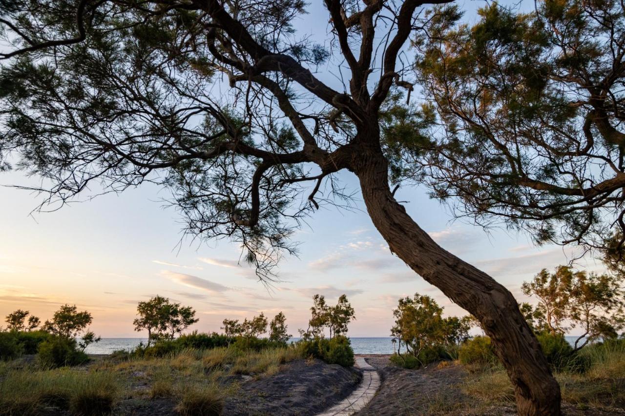 Scorpios Beach Μονόλιθος Εξωτερικό φωτογραφία